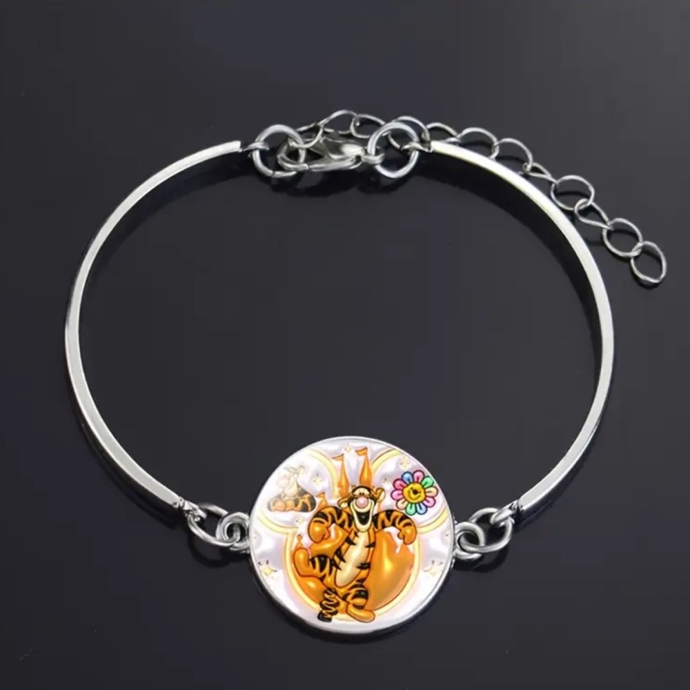 🌟Pick Any 2/$16 Sale Tigger Bracelet